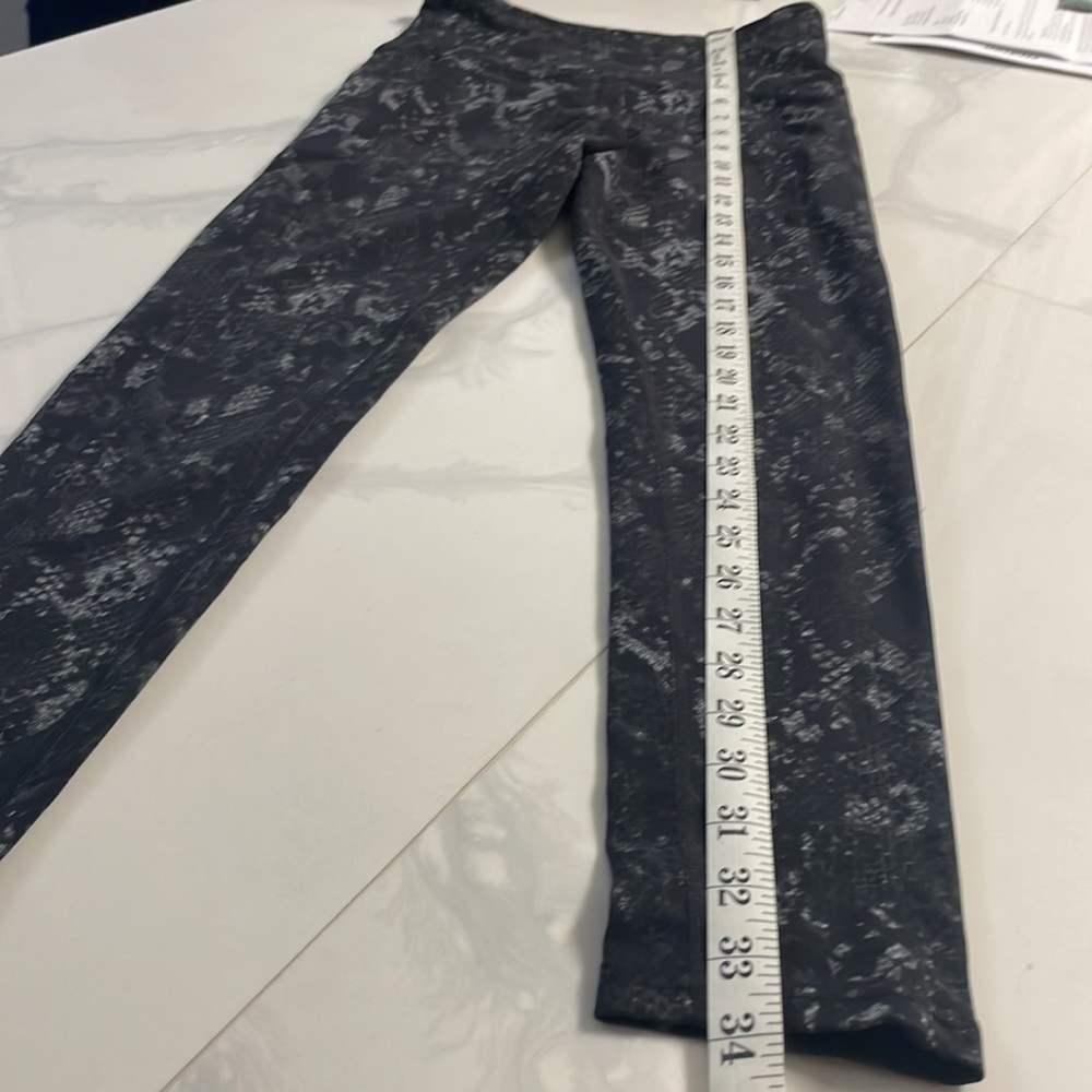 TUFF ATHLETICS Black/Grey Camo Leggings/Yoga Pants~ with Pockets! - Picture 5 of 7